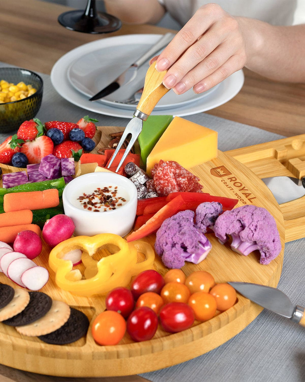 Round Bamboo Cheese Board & Tools