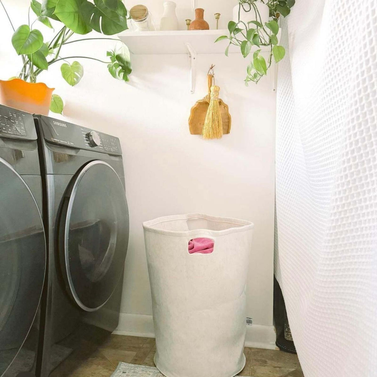 Collapsible Felt Laundry Hamper
