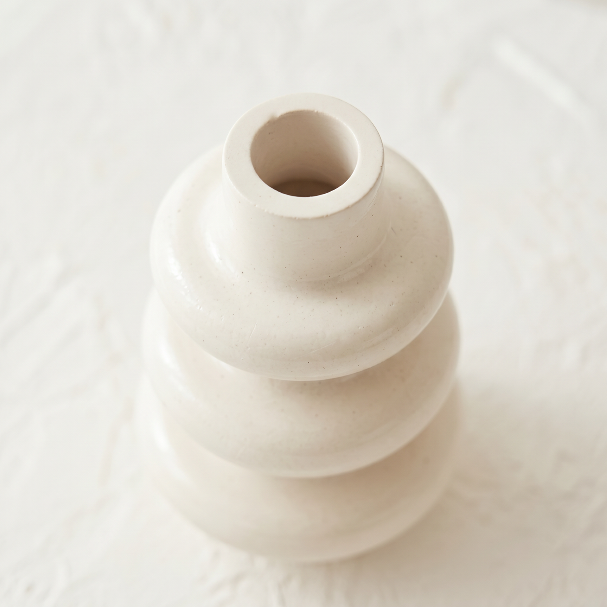Stacked Bubble Gypsum Vase — White, 5 in: Top view of the bubble vase's opening.